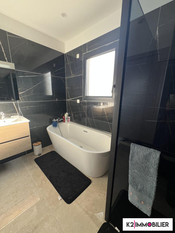 Villa - 160 m² - 5 pièces