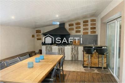 Maison - 155 m² - 7 pièces