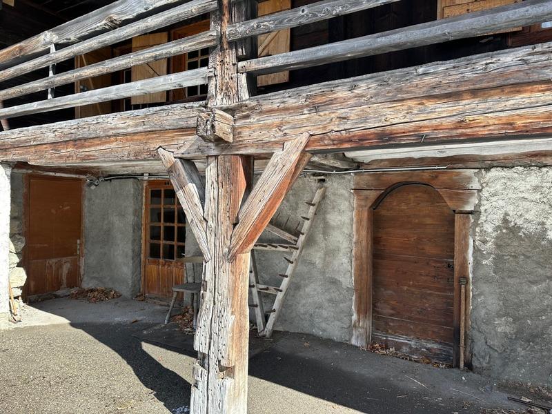 Châlet - 237 m² - 10 pièces