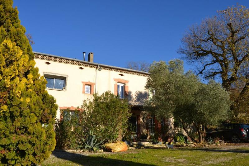 Maison - 253 m² - 7 pièces