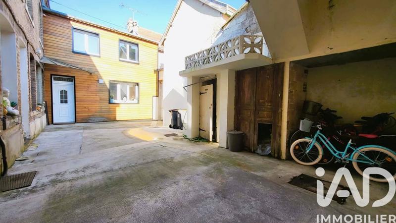 Maison - 140 m² - 6 pièces