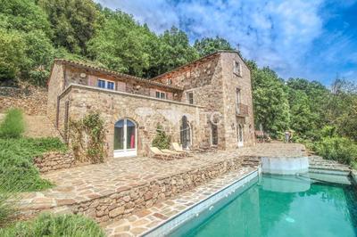 Maison en pierre - 296 m² - 7 pièces