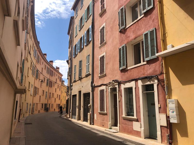 Maison - 270 m² - 8 pièces