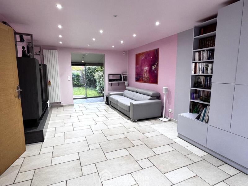 Maison - 96 m² - 5 pièces