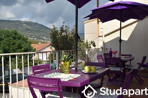 Chambre - 10 m² - 1 pièce