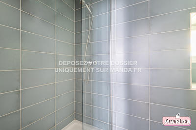 Chambre - 10 m² - 5 pièces