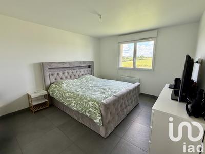 Maison - 96 m² - 4 pièces