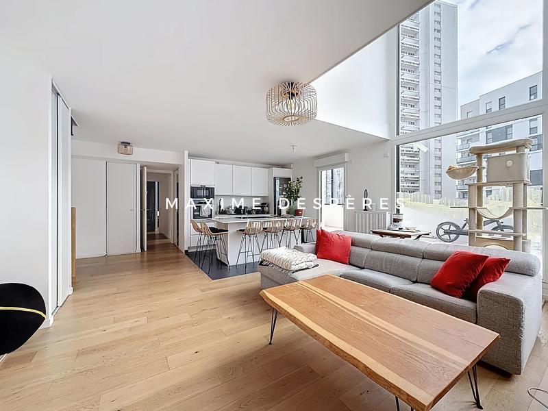 Appartement - 104 m² - 5 pièces