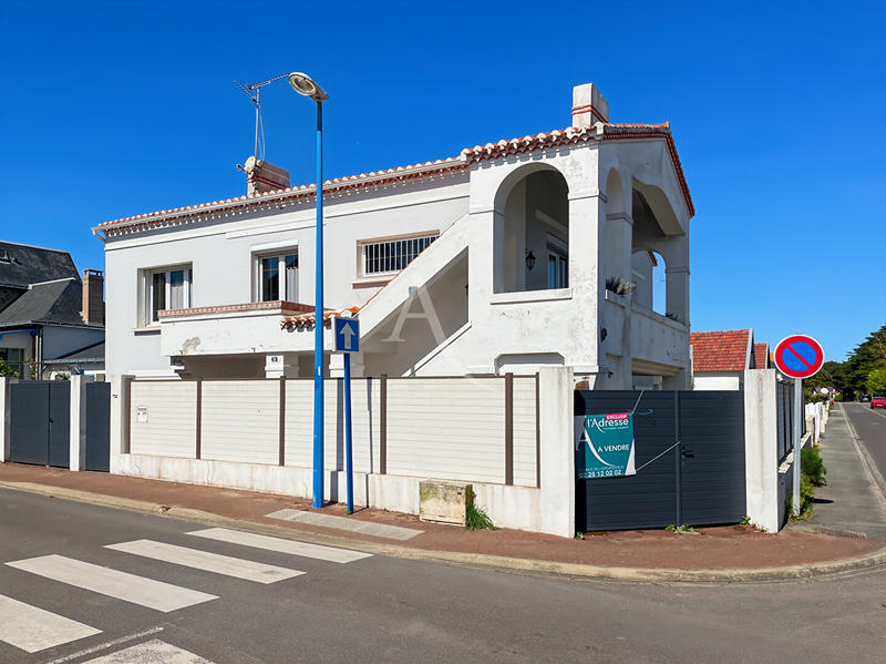 Maison - 188 m² - 7 pièces