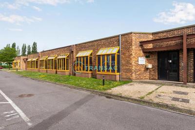 Local d'activités - 763 m²