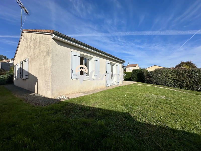 Maison - 90 m² - 5 pièces