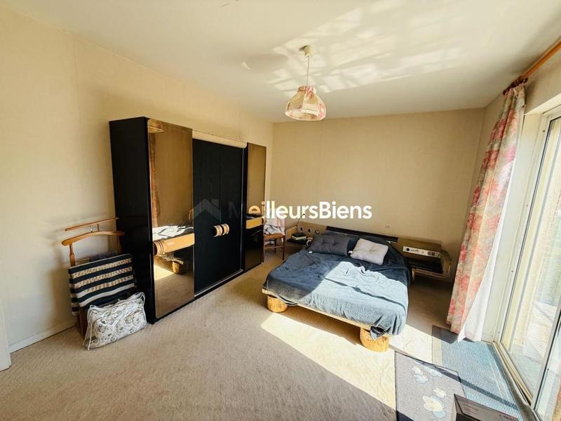 Maison - 155 m² - 7 pièces