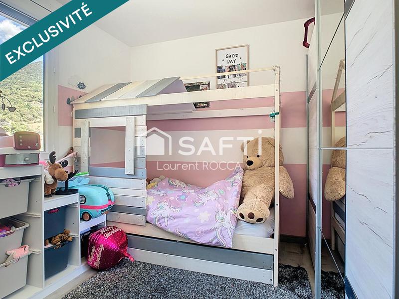 Appartement - 77 m² - 5 pièces