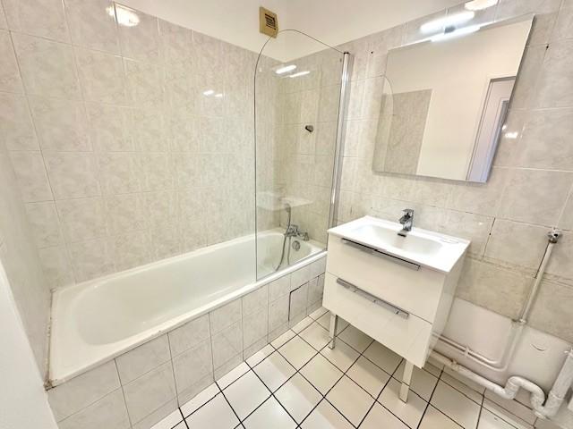 Appartement - 112 m² - 5 pièces