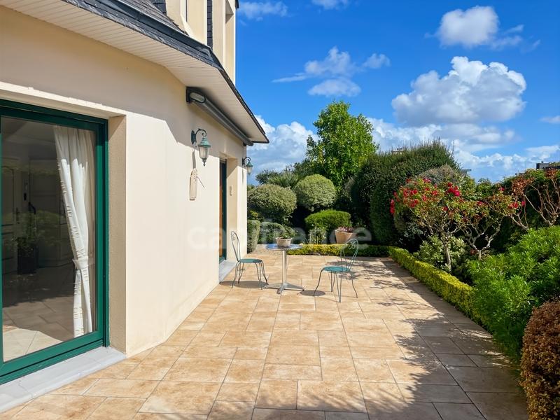 Maison - 160 m² - 7 pièces