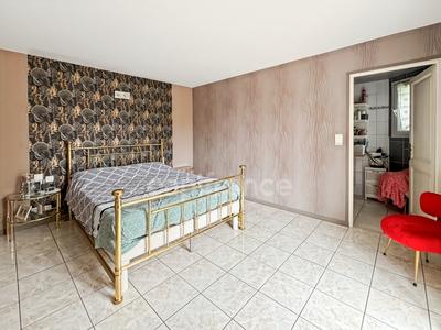 Pavillon - 146 m² - 6 pièces