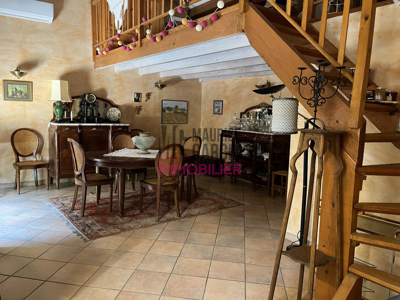 Maison traditionnelle - 203 m² - 8 pièces