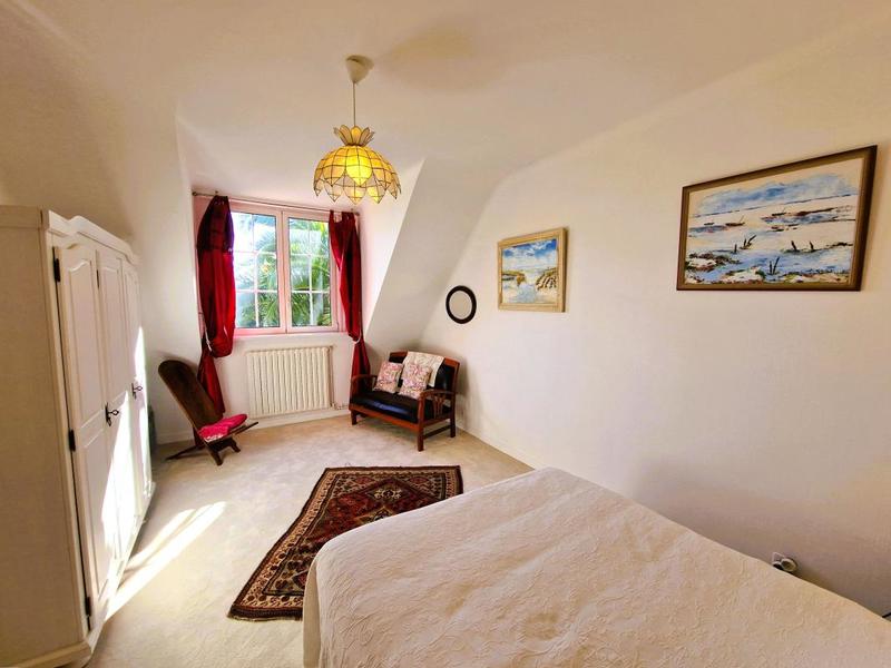 Maison - 159 m² - 7 pièces