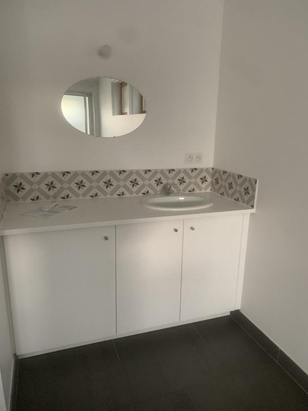 Local d'activités - 20 m²