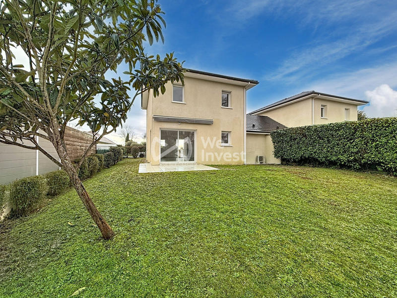 Maison - 90 m² - 4 pièces