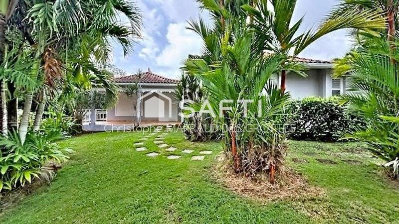 Villa - 231 m² - 6 pièces