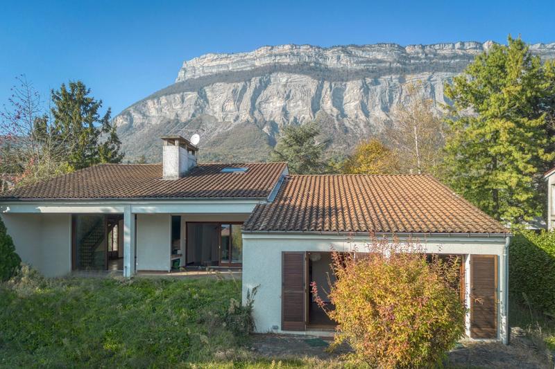 Maison - 213 m² - 5 pièces