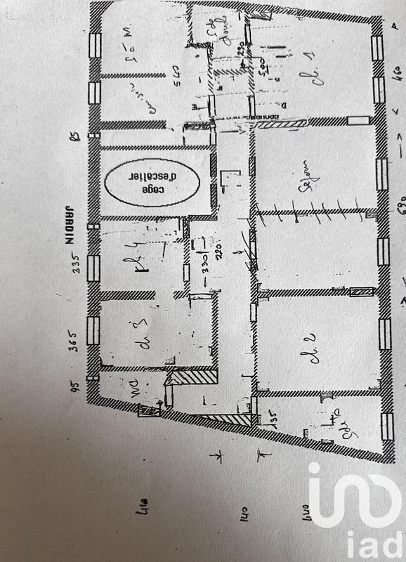 Appartement - 160 m² - 5 pièces