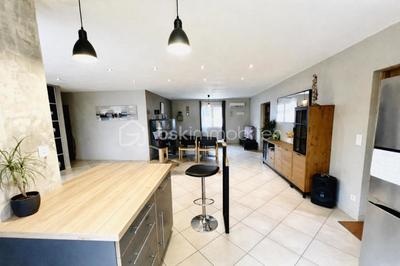 Maison traditionnelle - 107 m² - 5 pièces