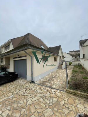 Villa - 302 m² - 10 pièces