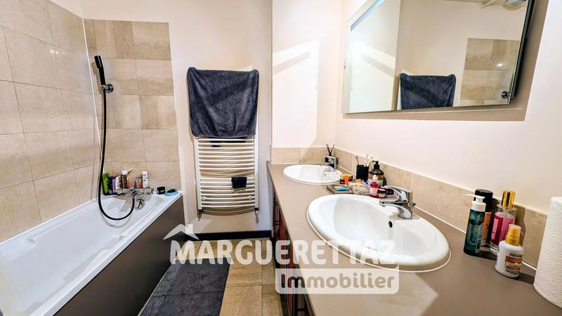 Maison - 190 m² - 5 pièces