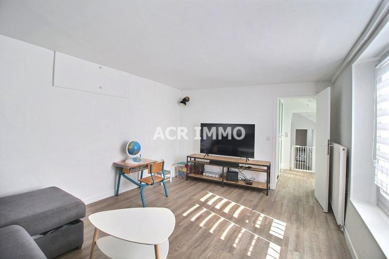 Maison - 185 m² - 6 pièces