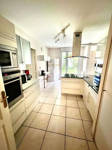 Appartement - 158 m² - 5 pièces