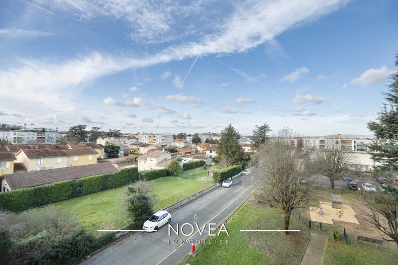 Appartement - 72 m² - 4 pièces