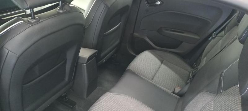 Renault Clio V E-Tech 140 - 21n Intens