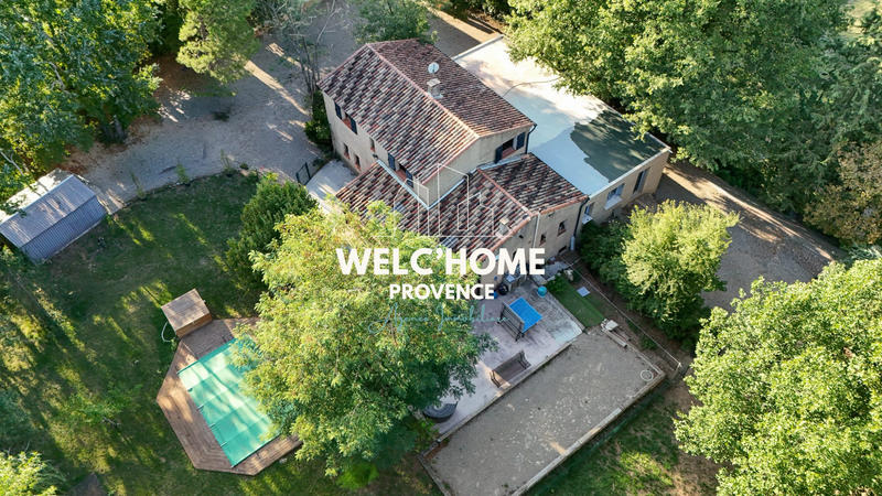 Maison - 156 m² - 7 pièces