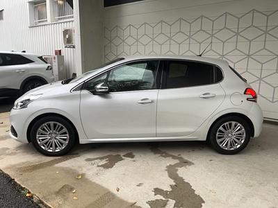 Peugeot 208 PureTech 82ch s&amp;S Bvm5 Allure