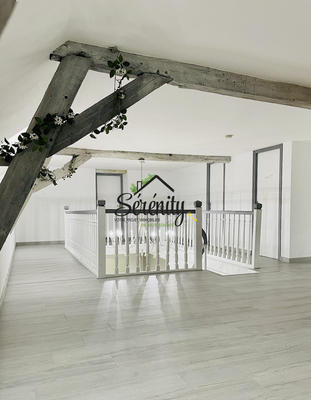 Maison - 260 m² - 6 pièces