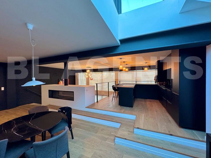 Maison - 190 m² - 6 pièces