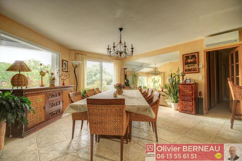 Villa - 163 m² - 6 pièces