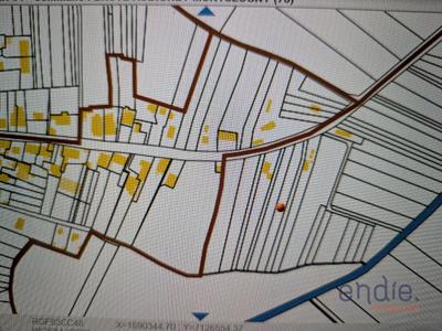 Terrain constructible - 2 100 m²