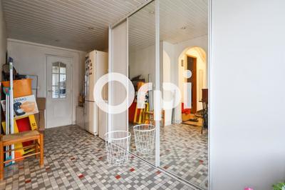 Maison - 82 m² - 4 pièces