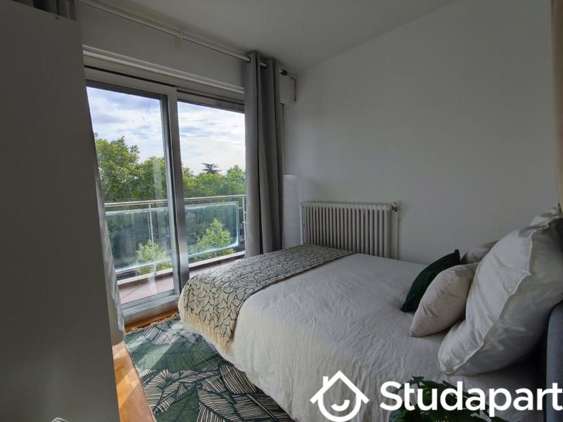 Chambre - 9 m² - 1 pièce