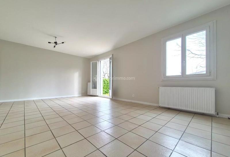 Appartement - 93 m² - 5 pièces