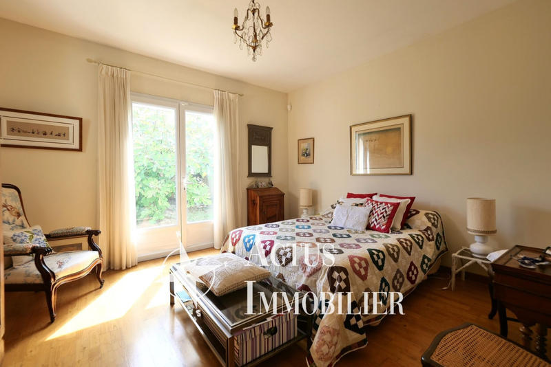 Maison - 190 m² - 6 pièces