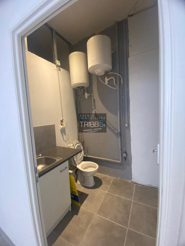 Local commercial - 18 m²