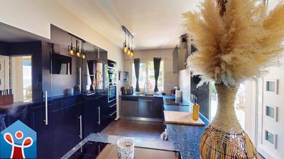 Maison - 130 m² - 4 pièces