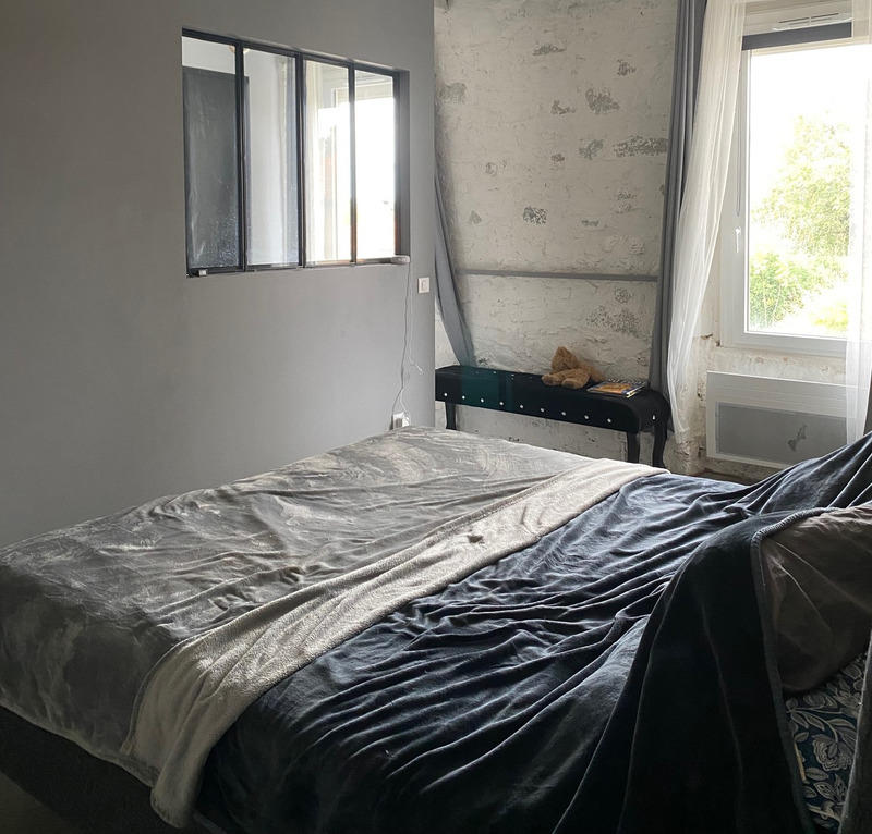 Maison - 400 m² - 8 pièces