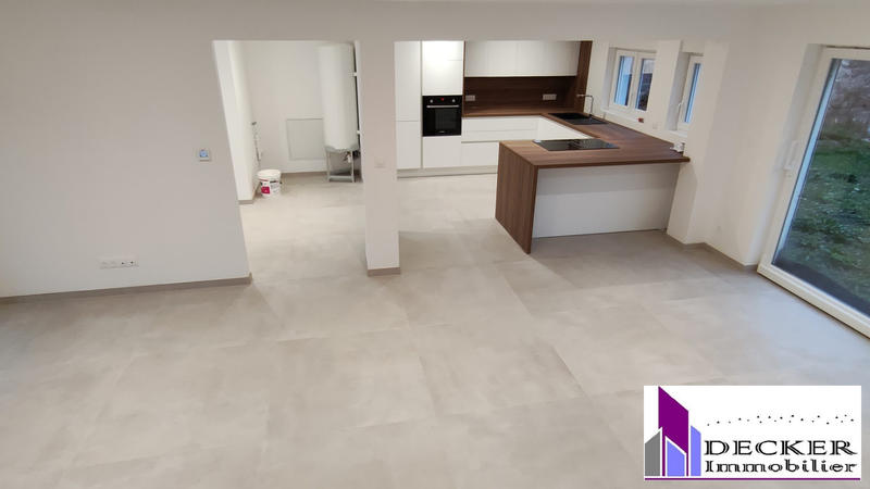 Maison - 100 m² - 4 pièces