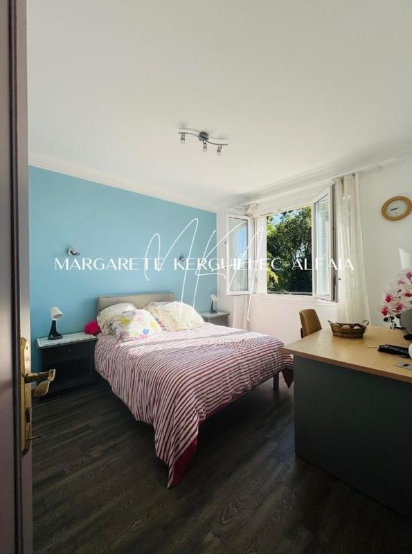 Maison - 179 m² - 10 pièces