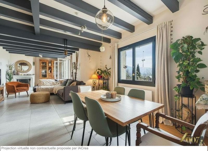 Maison - 208 m² - 8 pièces